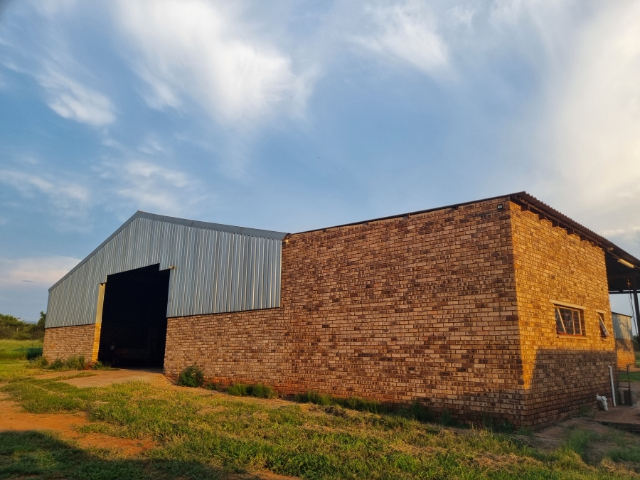 Commercial Property for Sale in Schylock A H North West